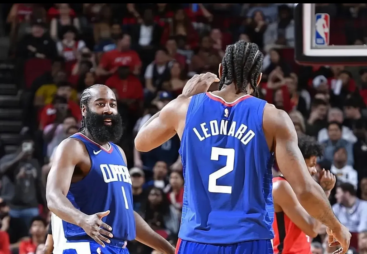 赫罗纳宣布续约球员合同，保持稳定阵容 